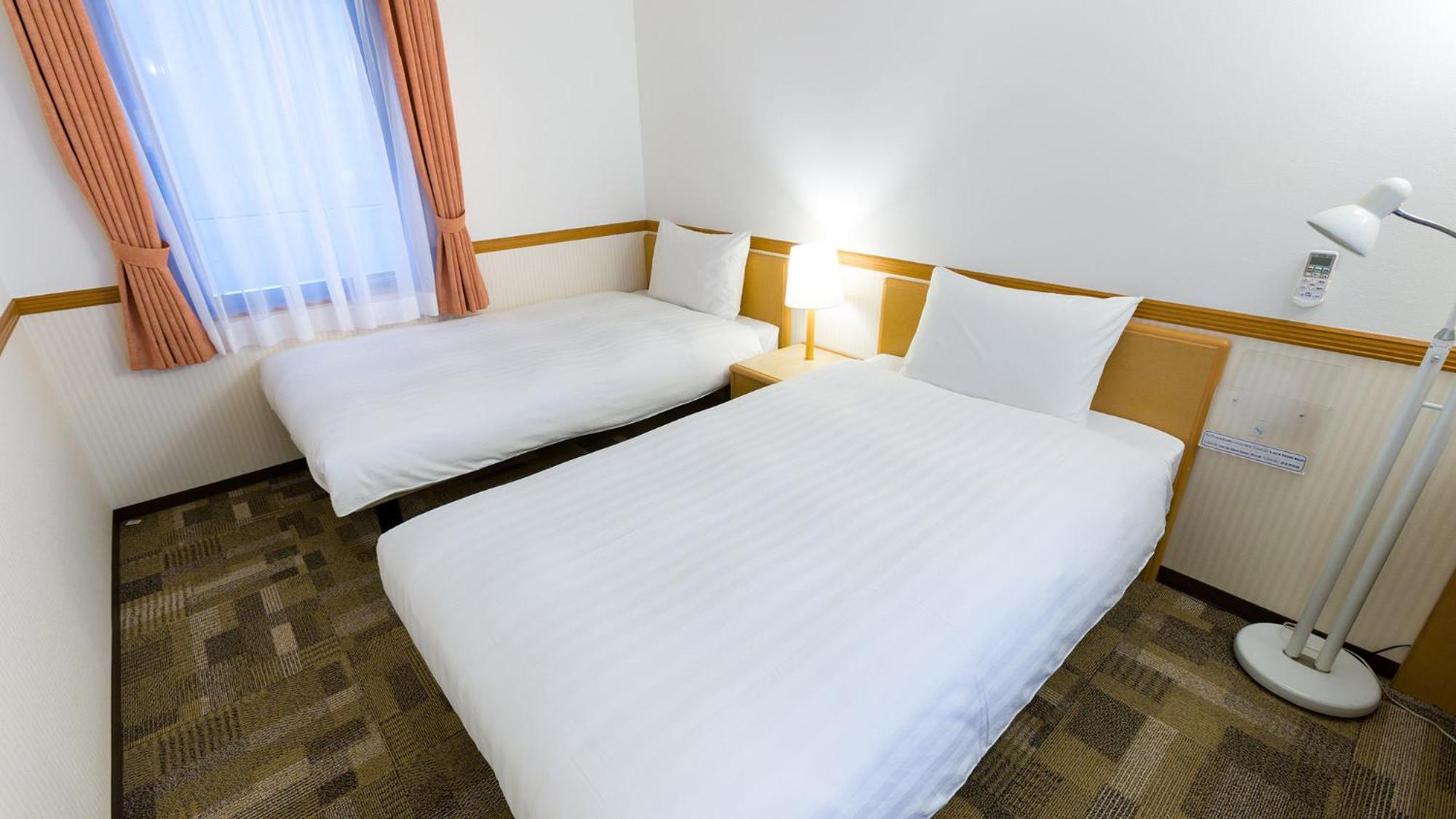 Toyoko Inn Fukuyama-Eki Shinkansen Minami-Guchi Værelse billede