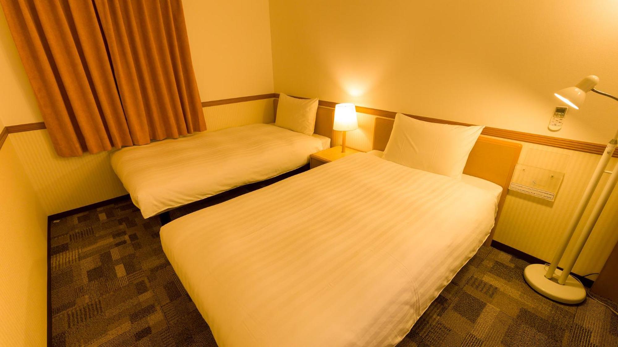 Toyoko Inn Fukuyama-Eki Shinkansen Minami-Guchi Værelse billede